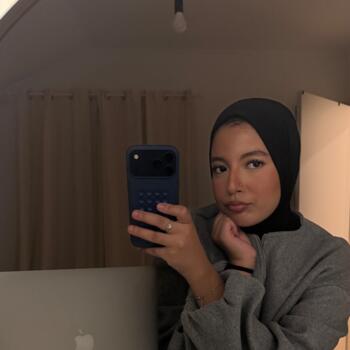 Babysitter in Uccle: Imane