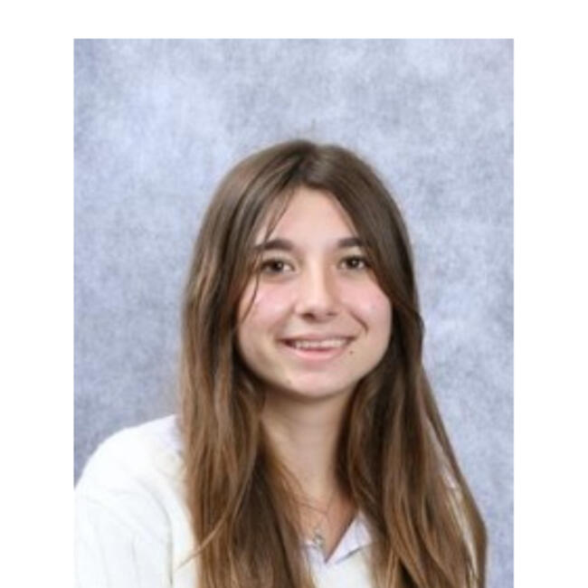 Babysitter in Saint-Pey-de-Castets: Swane