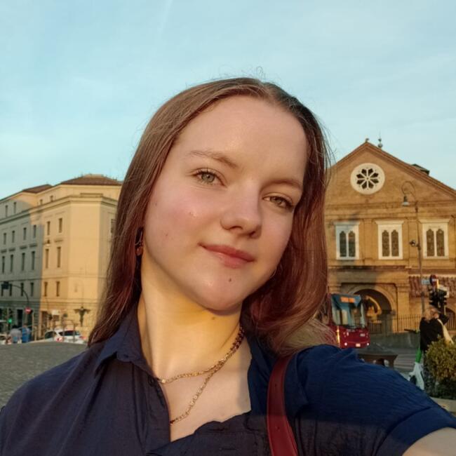 Babysitter a Roma: Māra