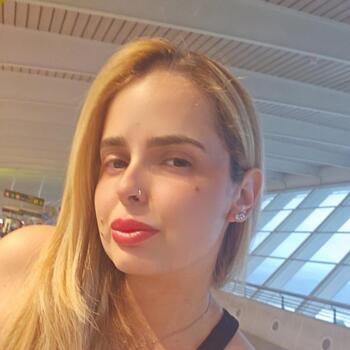 Trabalho de babysitting em Porto: Trabalho de babysitting Alessandra