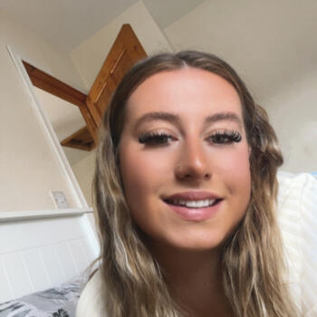 Babysitter in Bray: Michaela