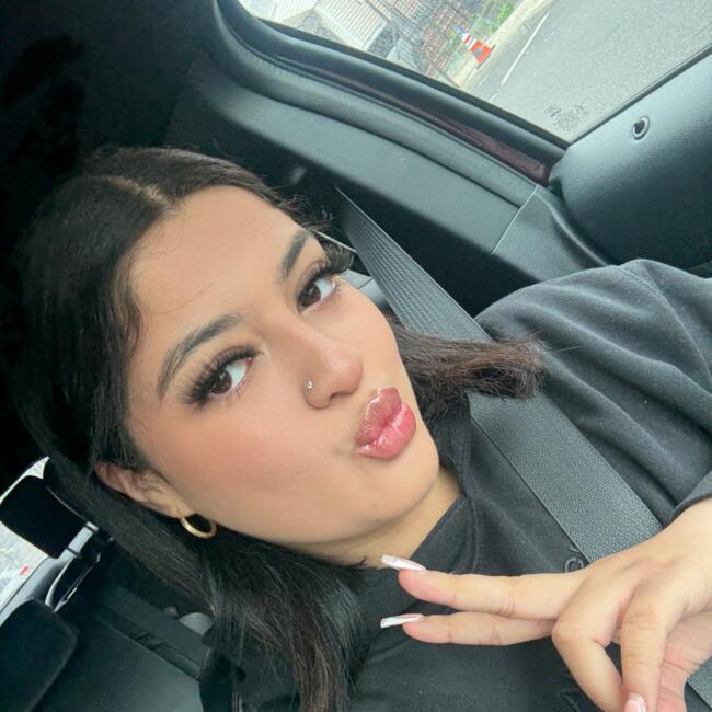 Babysitter in North Bergen: Valerie