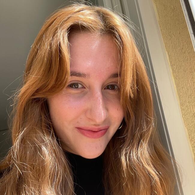 Babysitter in Nice: Alessia