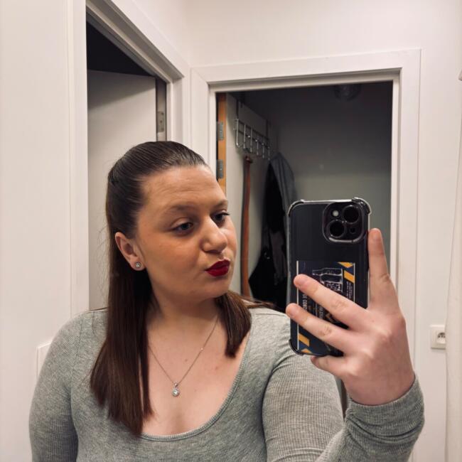 Babysitter in Mons: Sarah