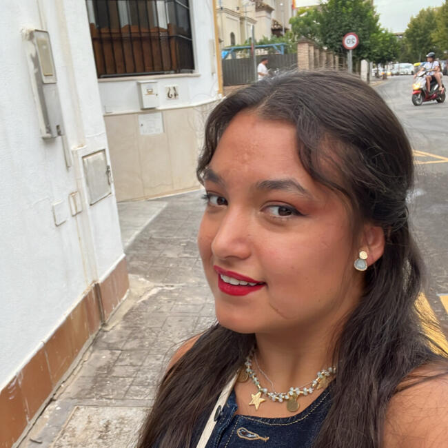 Nanny in Écija: Ines