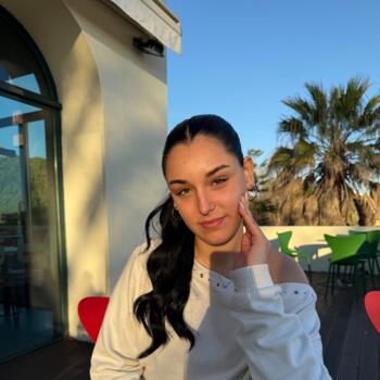 Babysitter in Lisbon: Joana