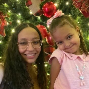 Babysitting job in Brasília: babysitting job Adriele