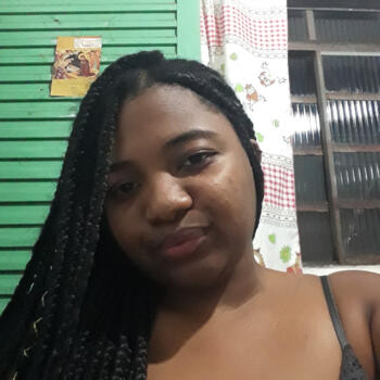 Babá em Piracicaba: Larissa