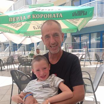 Babysitting job in Ostrava: babysitting job Adam