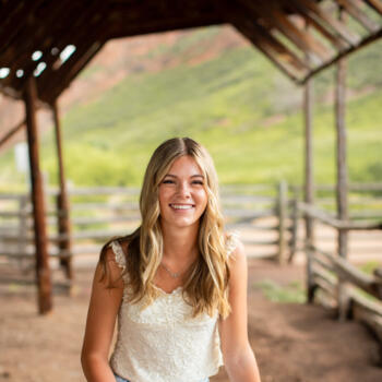 Babysitter in Loveland (Colorado): Kylie