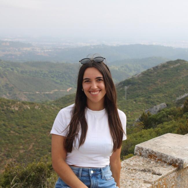 Babysitter em Vila Nova de Famalicão: Bruna