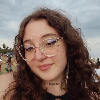 Babá em Brasília: Laura