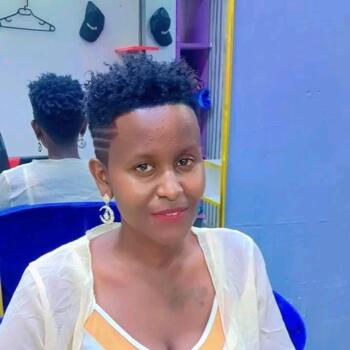 Babysitter Nairobi: Catherine