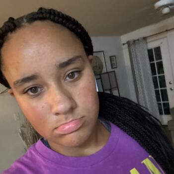 Babysitter in Mishawaka: Alexandra