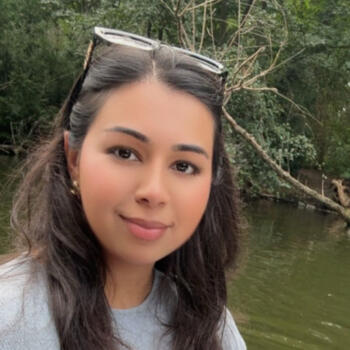 Babysitter in Berlin: Gülcan