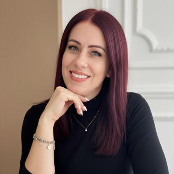 Babysitter in Curitiba: Diana