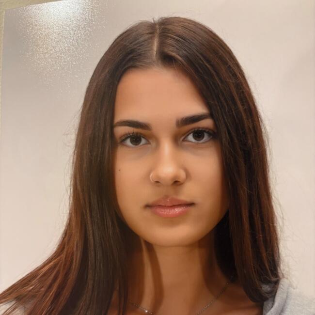 Babysitter στην περιοχή Αργυρούπολη: Aρτεμις Αικατερινη Χρονοπουλου