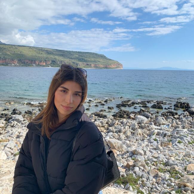 Babysitter in Néa Chilí: Δήμητρα