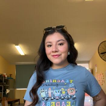 Baby-sitter in Saltillo: Abigail