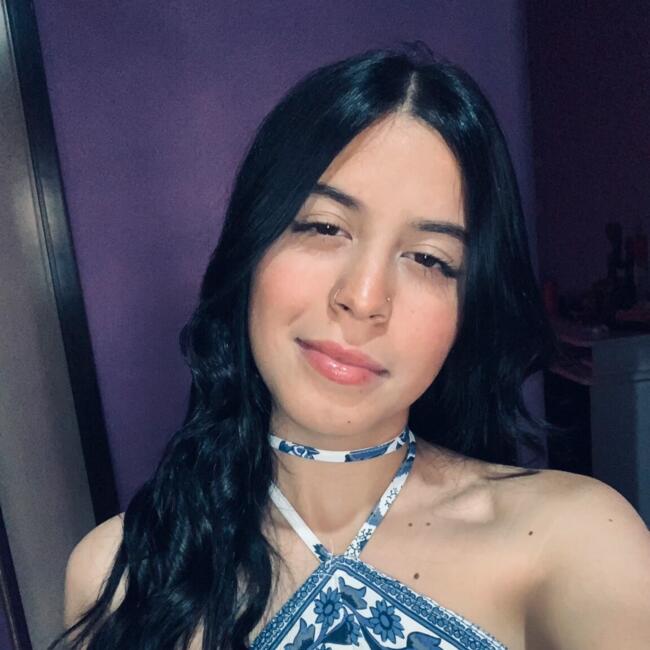 Babá em Ibirité: Leticia