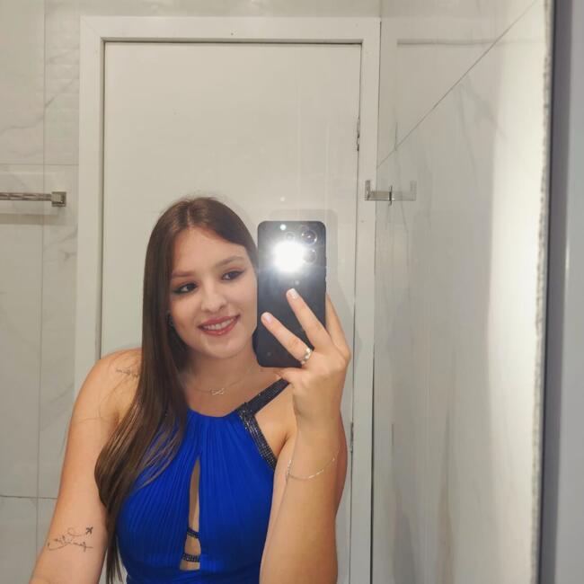 Babysitter in Forquilhinha: Maria Clara