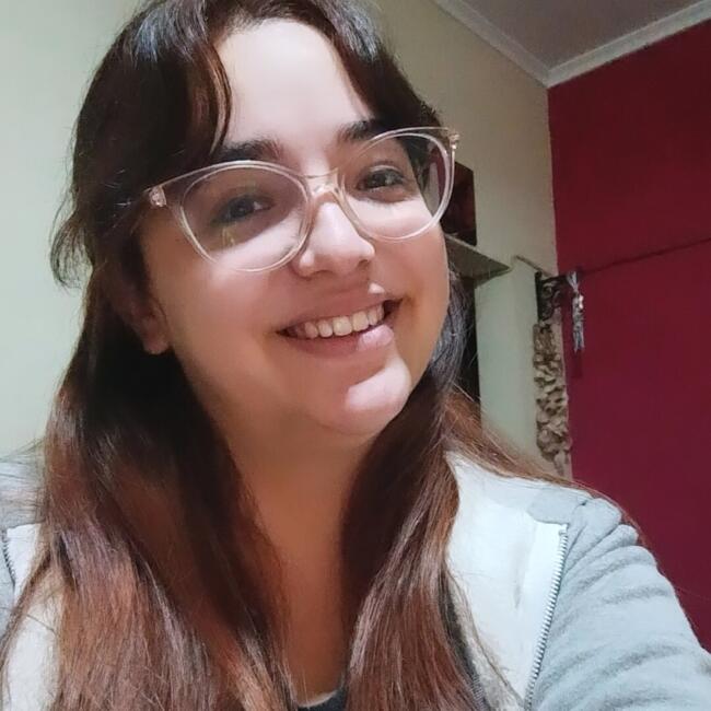 Babysitter in Capitán Bermúdez: Melina