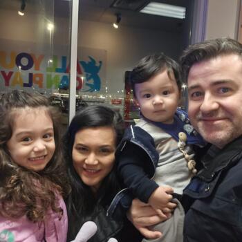 Babysitting job in Toronto: babysitting job Tara