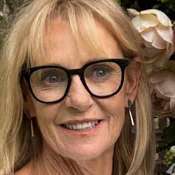 Babysitter in Shepparton: Leanne