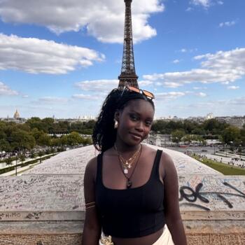 Babysitter in Bedford (New York): Evelyne