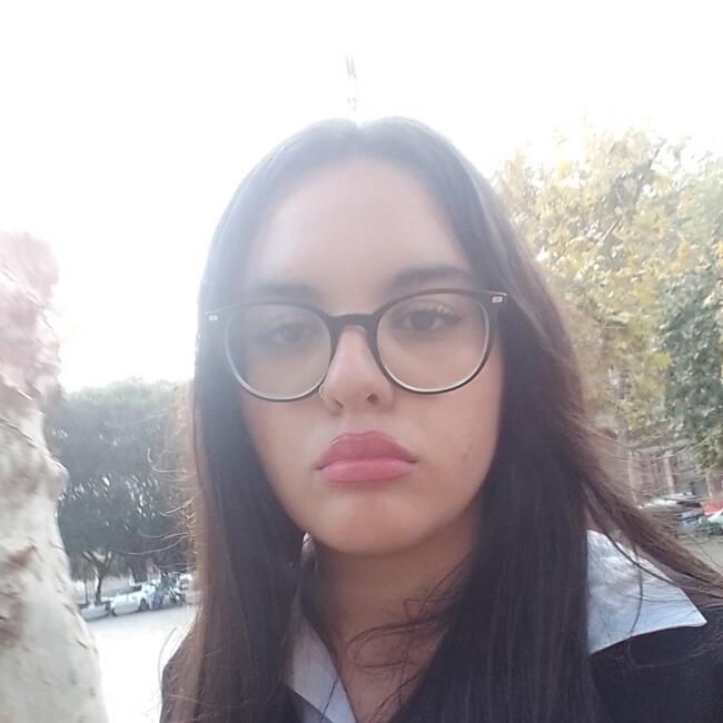 Babysitter a Aci Sant'Antonio: Sarah