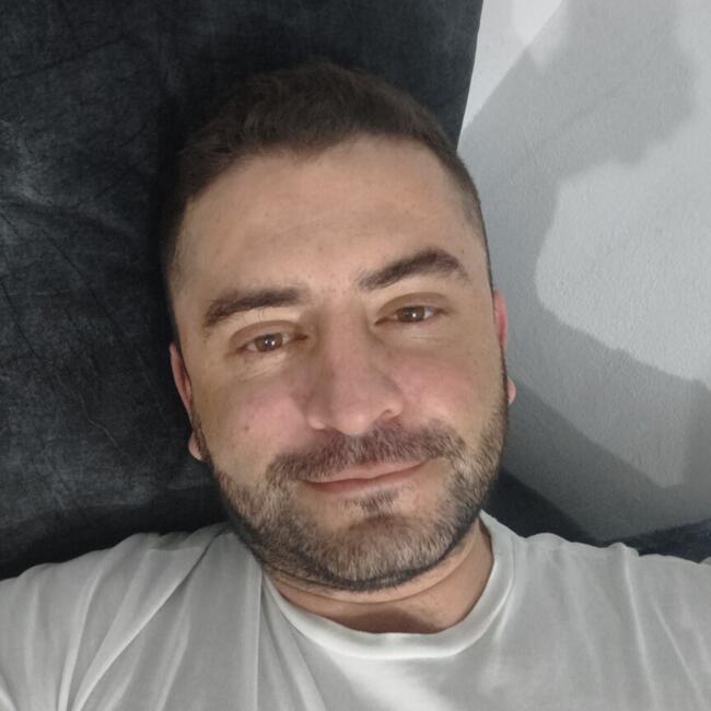 Babysitting job in Bogotá: Yordy Alexander