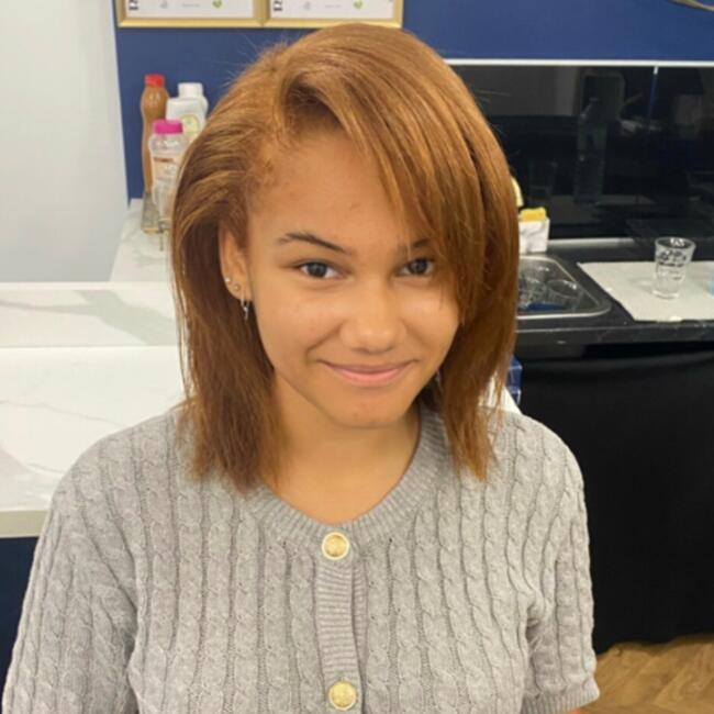 Babysitter in Vaux-sur-Seine: Neriah