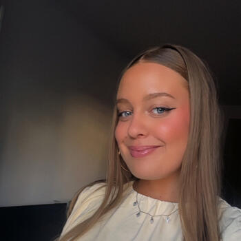 Niñera en Annecy: Lou-Anna