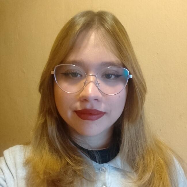 Niñera en Isla de Maipo: Valentina