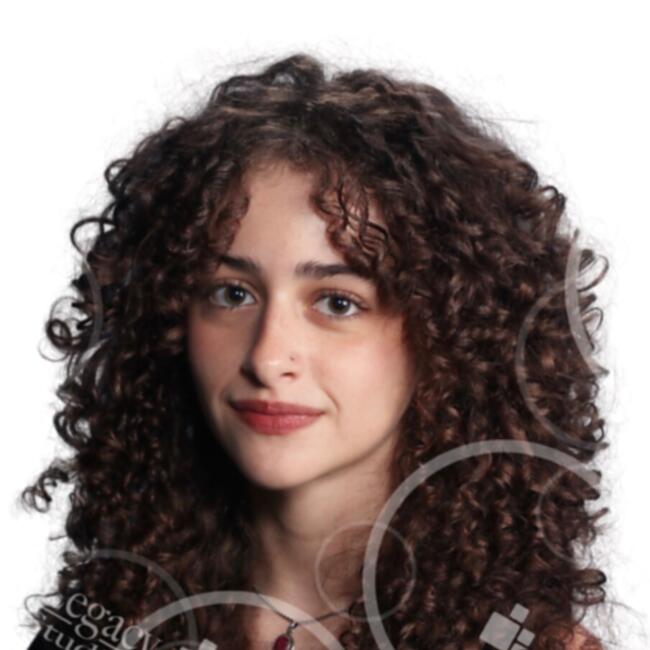 Babysitter in Sugar Land: Gabi