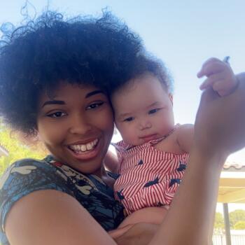 Babysitting job in Moreno Valley: babysitting job Caleisha