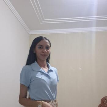 Babysitter in Caruaru: Fernanda