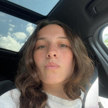 Babysitter Berloz: Alice