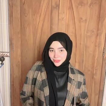 Babysitting job in Surabaya: babysitting job Milatul