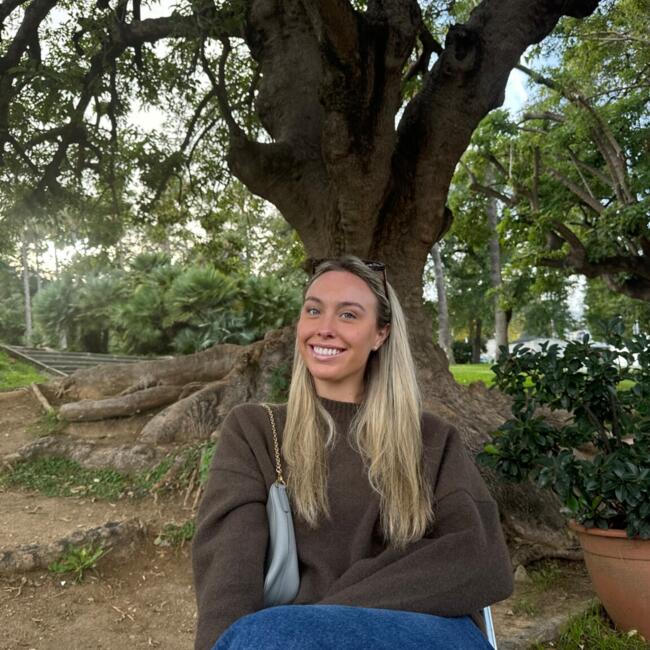 Babysitter in New York: Kate