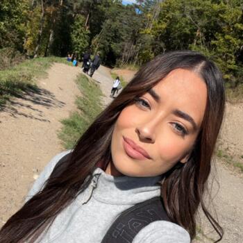 Babysitter in Rillieux-la-Pape: Anissa