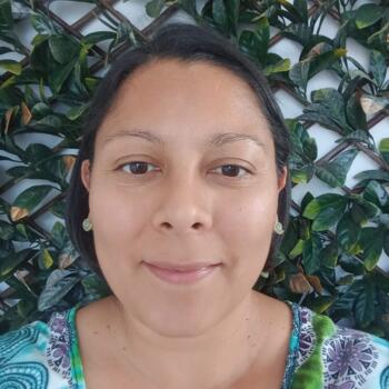 Niñera en Barva: Raquel