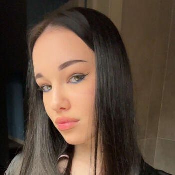 Babysitter in Exeter: Sofiia