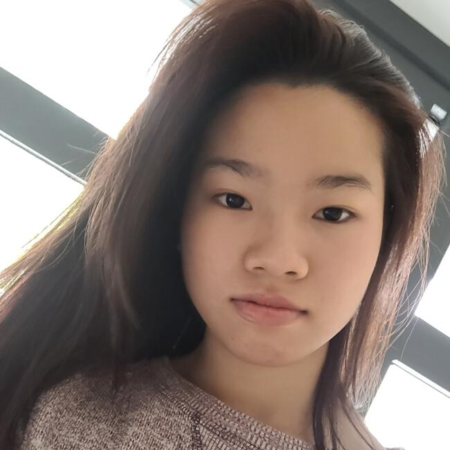 Babysitter in Berlin: Uyen