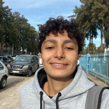 Babysitter Tangier: Nisrine