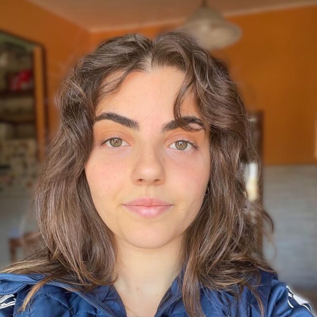 Babysitter a Rotondi: Alessia