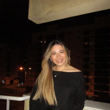 Babysitter em Caparica: Miriam