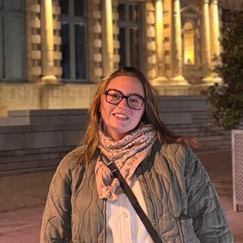 Babysitter Auxerre: Axelle