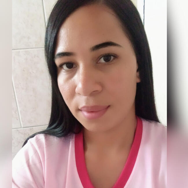 Babá em Brasília: Amanda