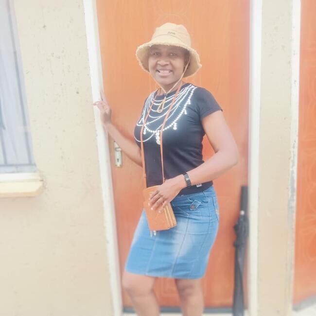 Nanny in Roodepoort: Sithandazile